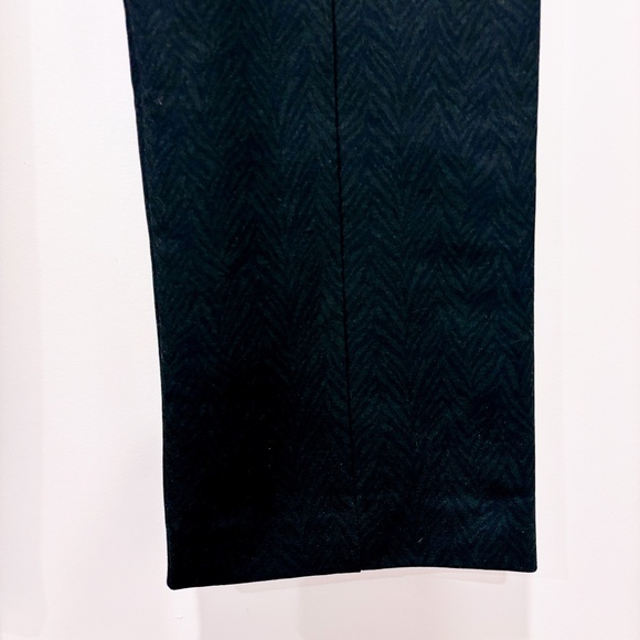 MELANIE LYNE Green and black animal print stretch pants - Picture 8 of 8